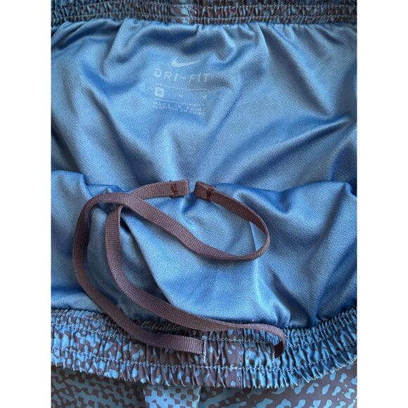 Nike Dri Fit Women's Athletic Sports Shorts Size Medium - a21 - Picture 10 of 12